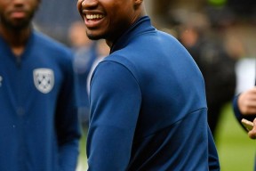 西汉姆今夜门线救险，志在CBA常规赛名次提升，球迷炸锅，更衣室氛围转暖的简单介绍-欧博官网